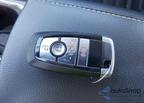 2018 Ford Fusion Se z USA, uszkodzony, nr VIN 3FA6P0HDXJR187316